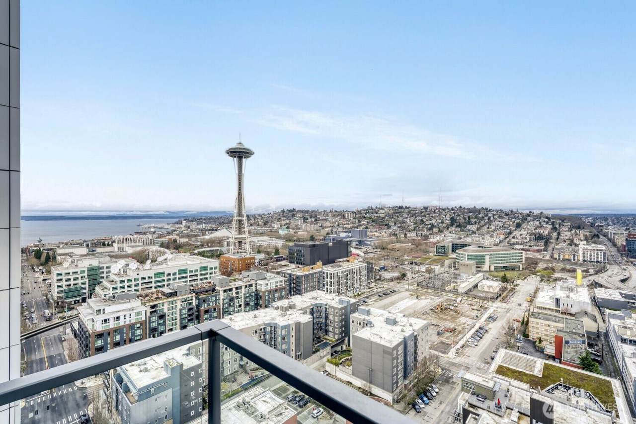 2510 6th Avenue - Photo 1