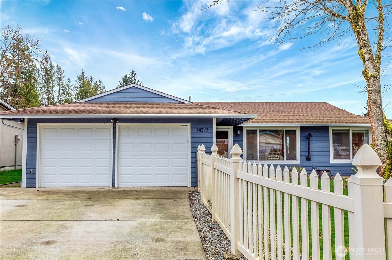 14219 259th Place - Photo 1
