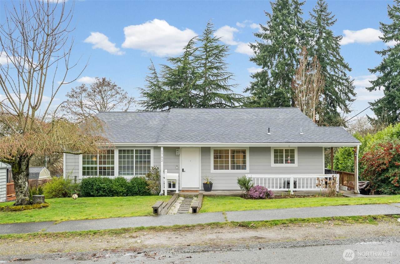 1702 Mason Avenue - Photo 1