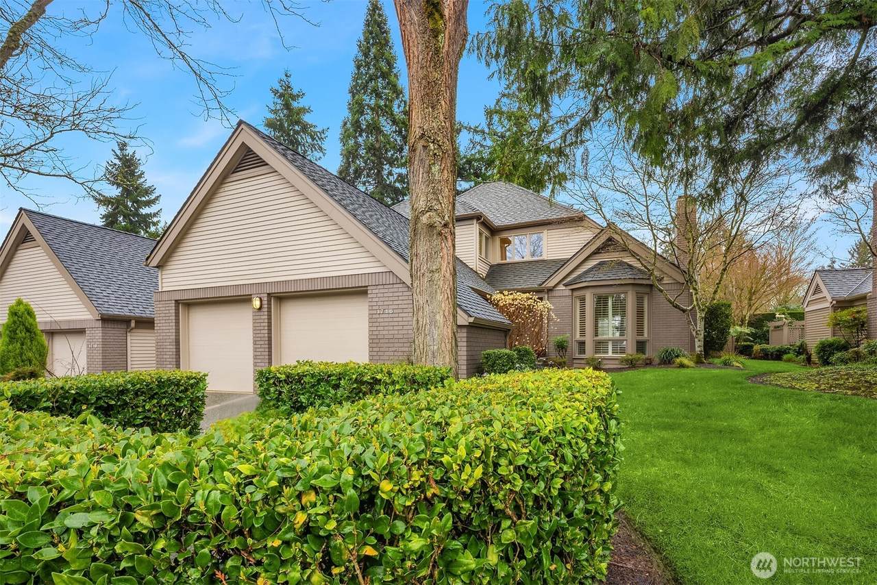 1716 Bellevue Way - Photo 1