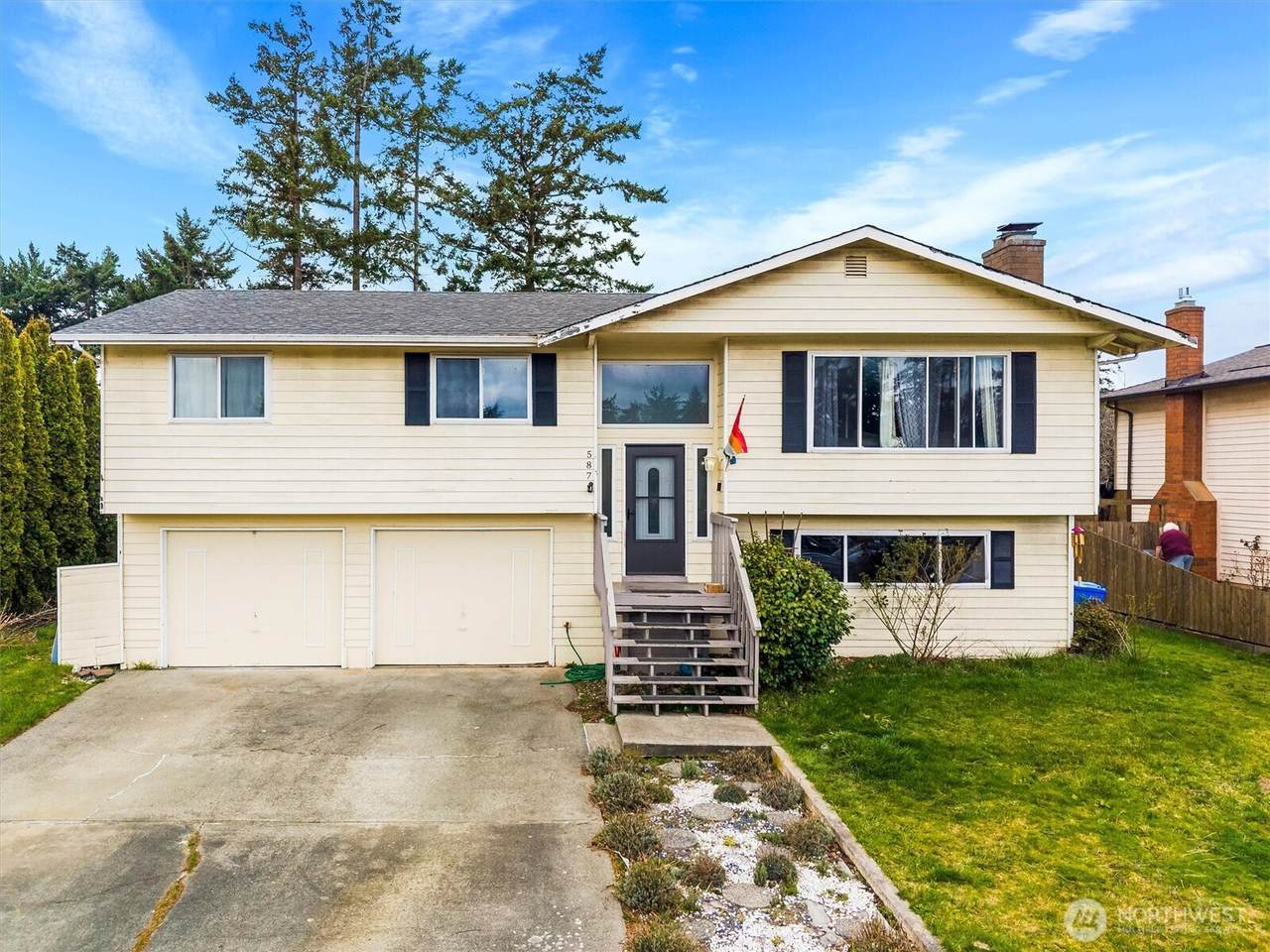587 Fairhaven Drive - Photo 1