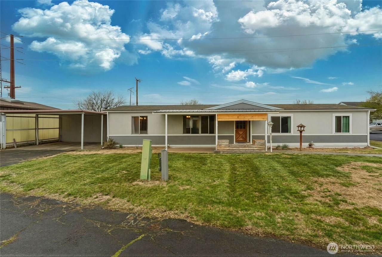 806 Mockingbird Drive - Photo 1