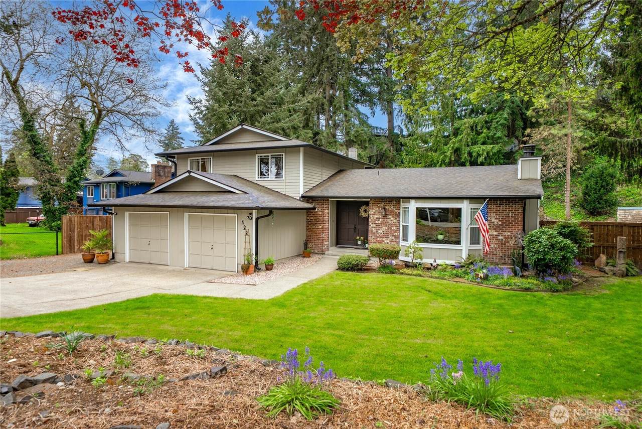 422 142nd Street Ct - Photo 1