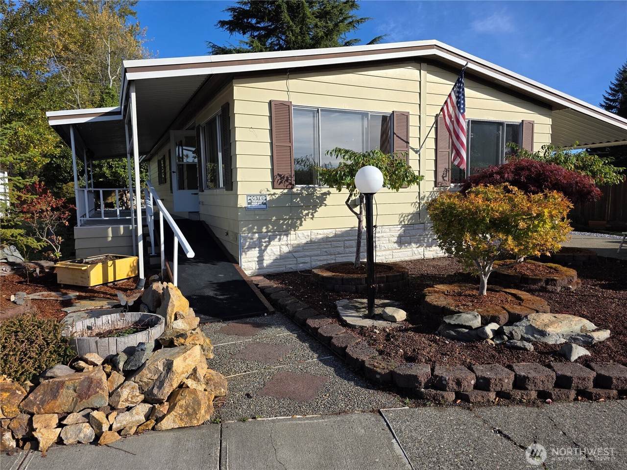 11436 208th Street - Photo 1