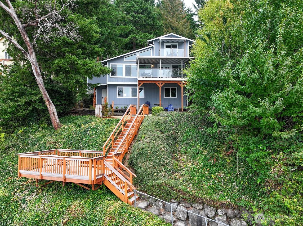 211 Shoreline Lane - Photo 1