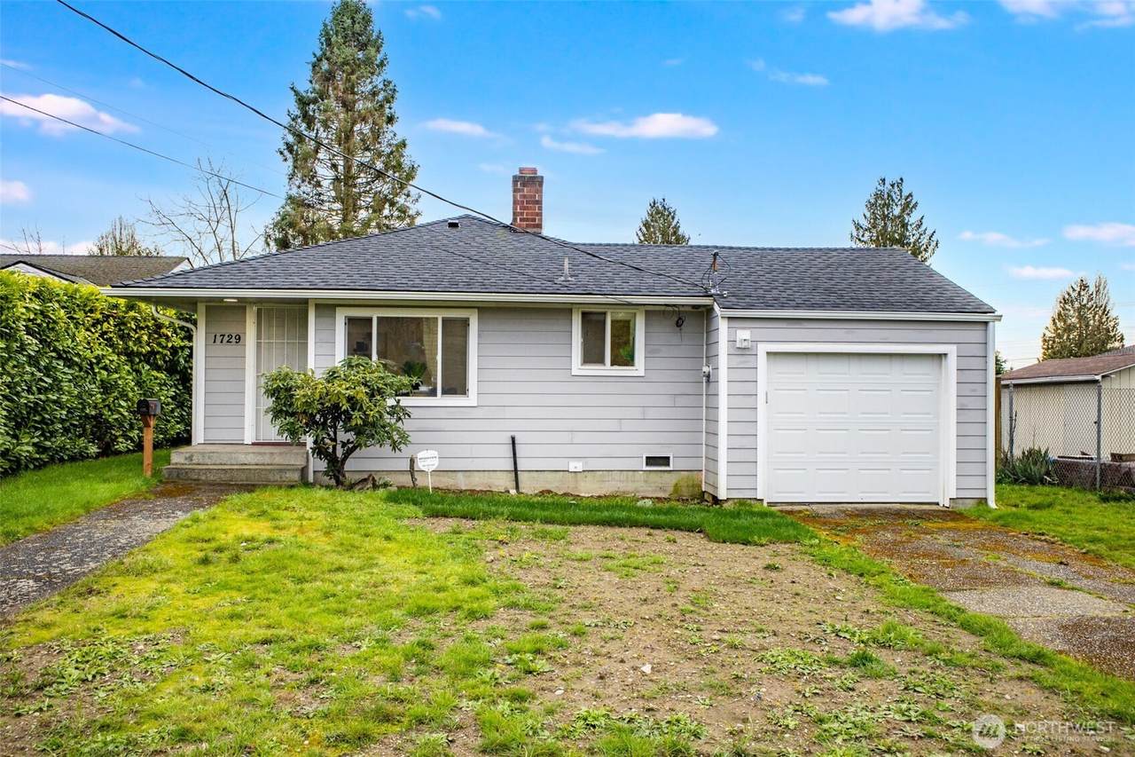 1729 Columbian Way - Photo 1