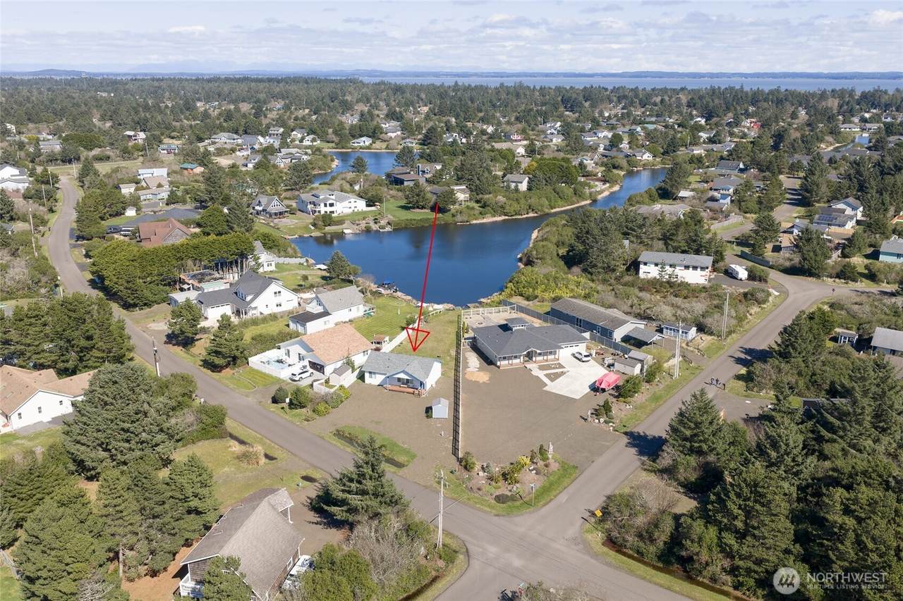 399 Razor Clam Drive - Photo 1