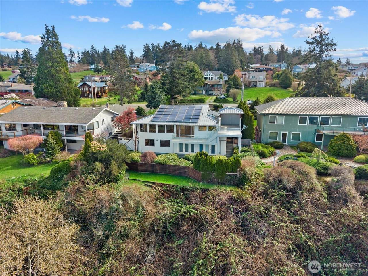 1818 Seaview Avenue - Photo 1