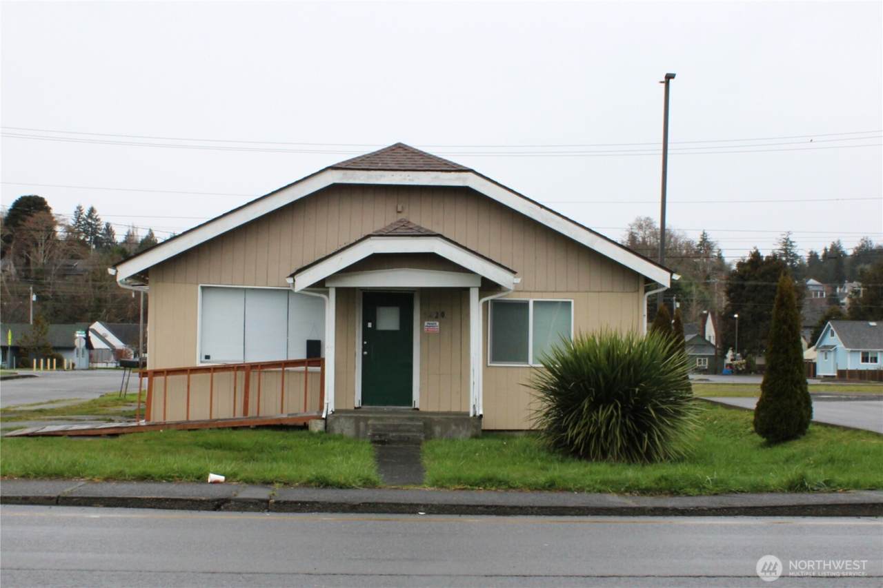 1420 Simpson Avenue - Photo 1