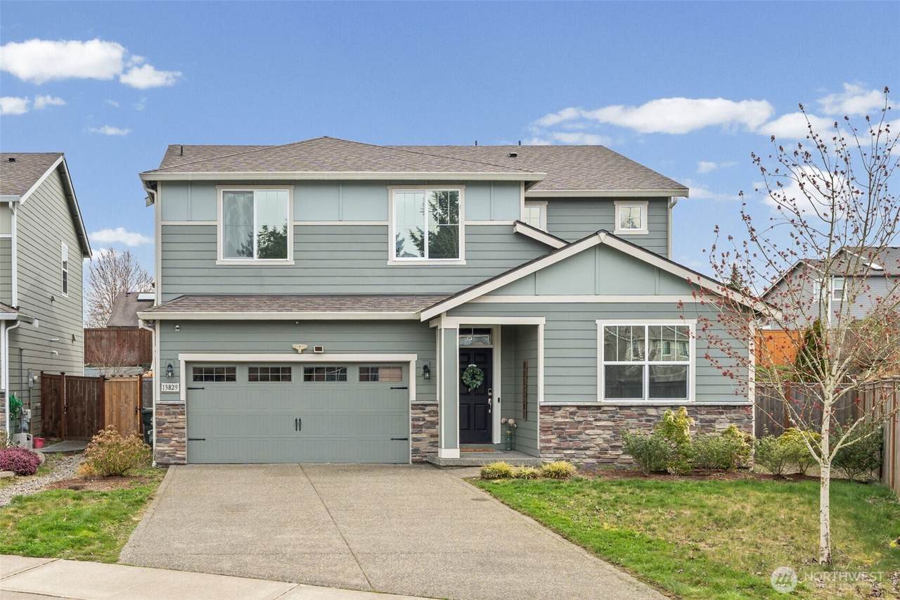13829 67th Avenue - Photo 1
