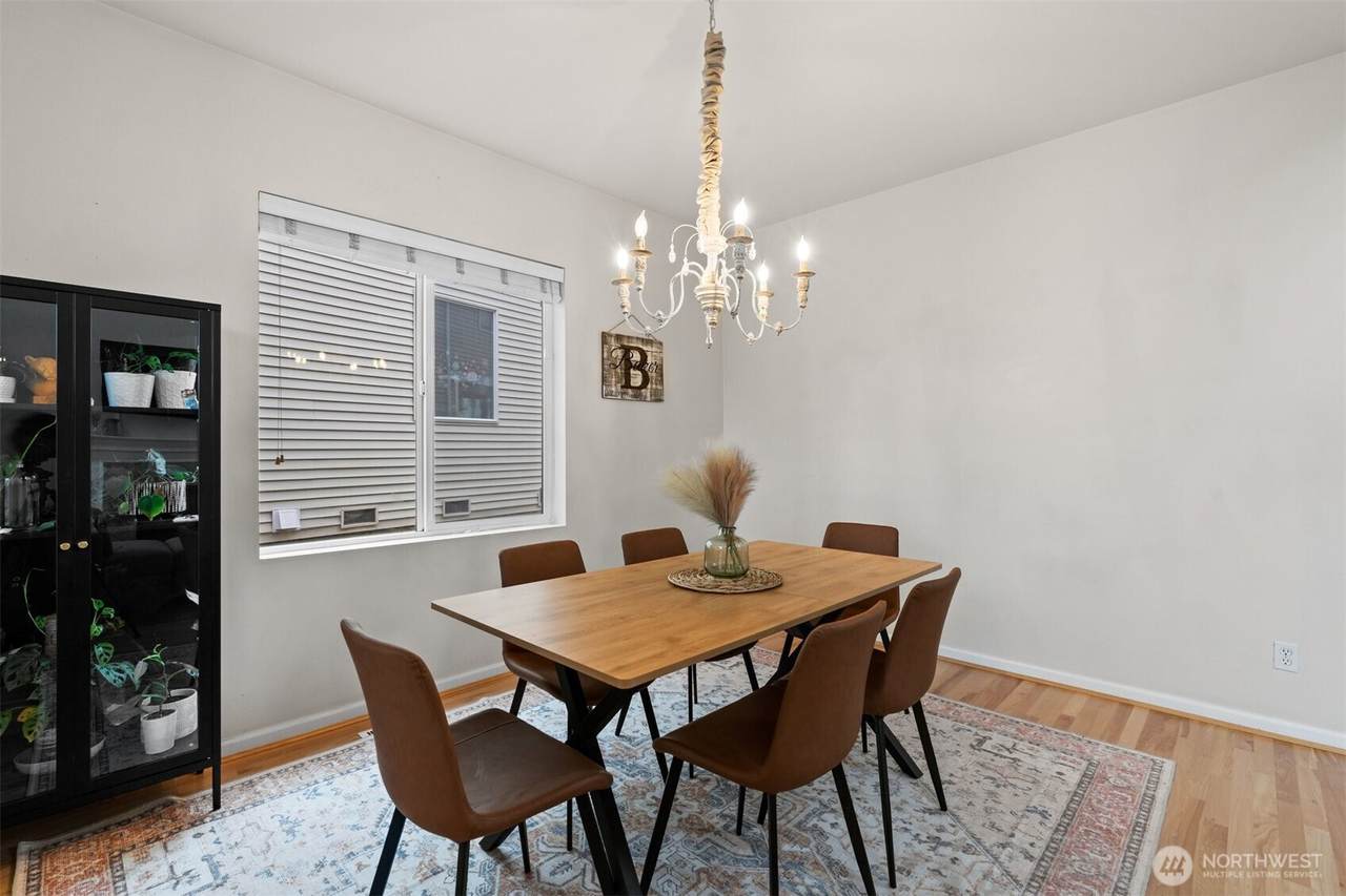 https://bt-photos.global.ssl.fastly.net/nwmls/1280_boomver_1_2493263-1.jpg