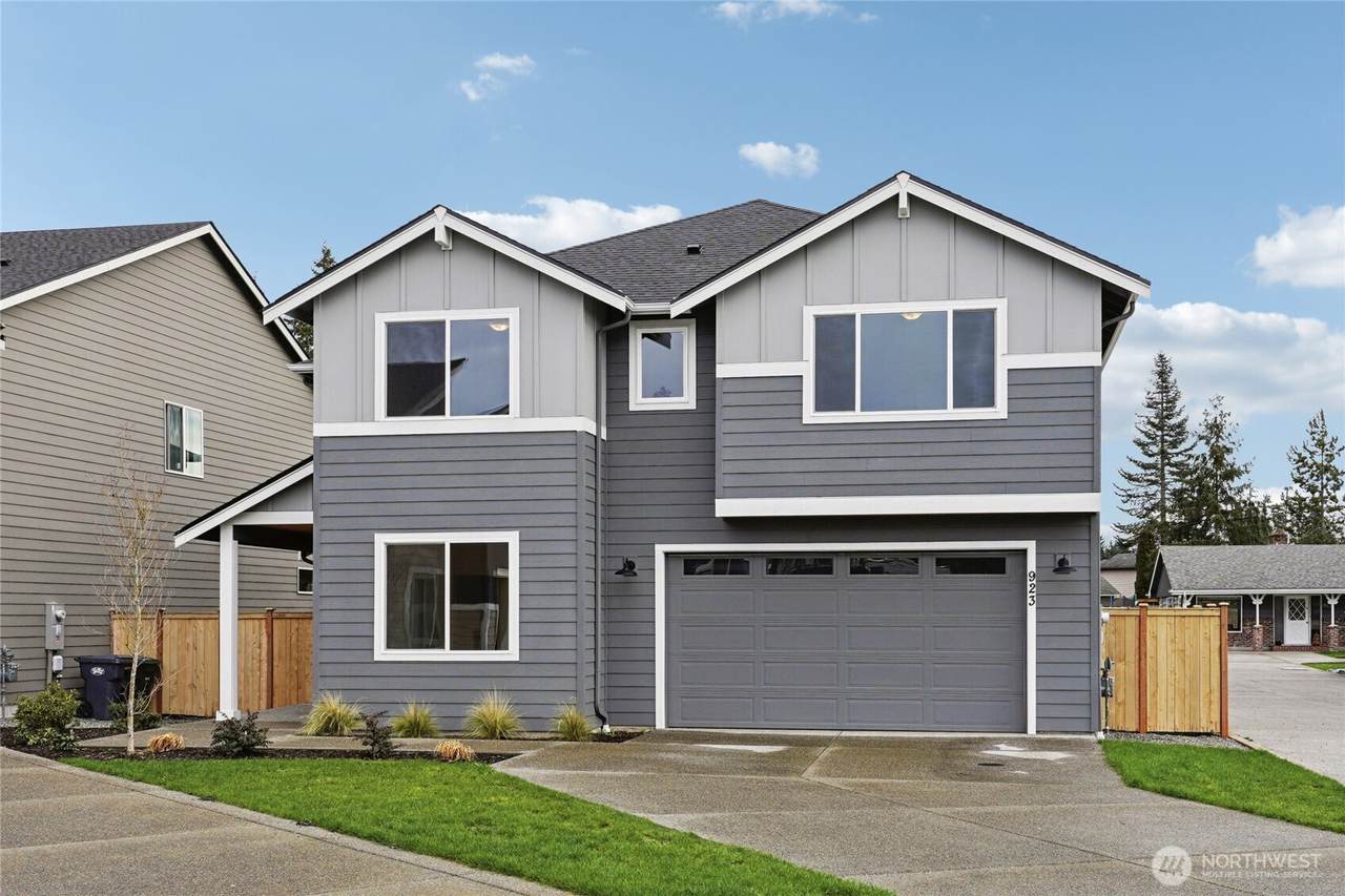 923 198th Street Ct - Photo 1
