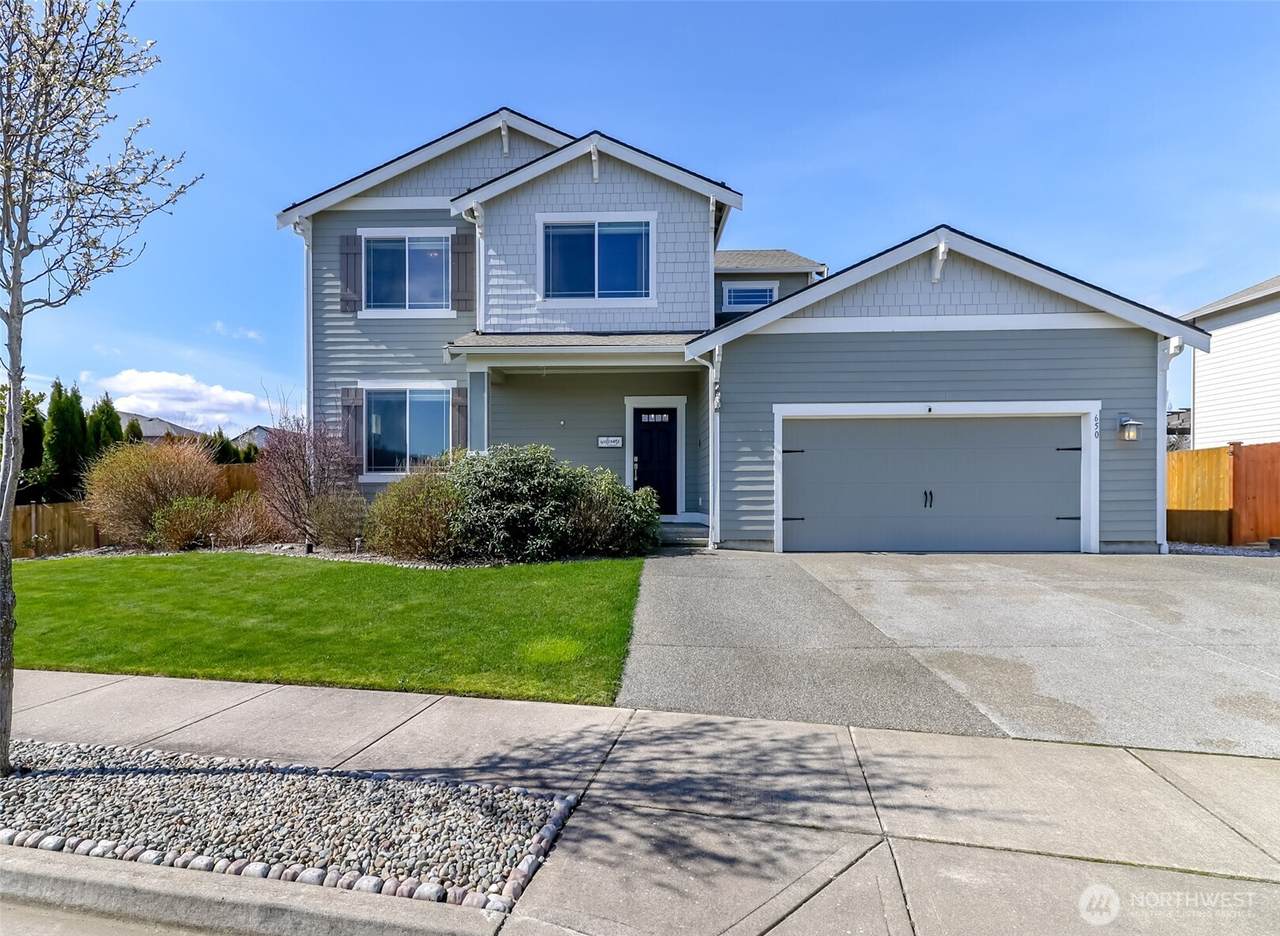 650 Mckinley Street - Photo 1