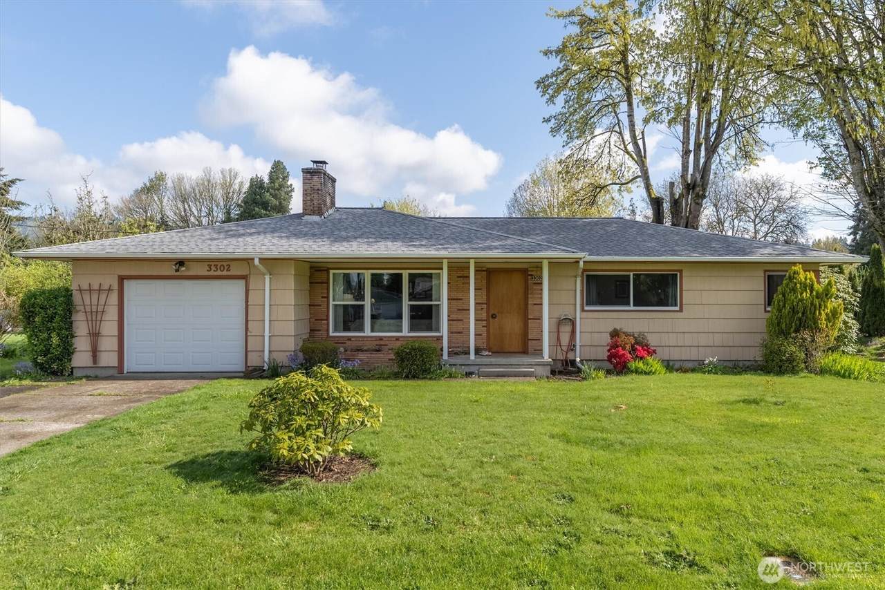 3302 Pine Street - Photo 1