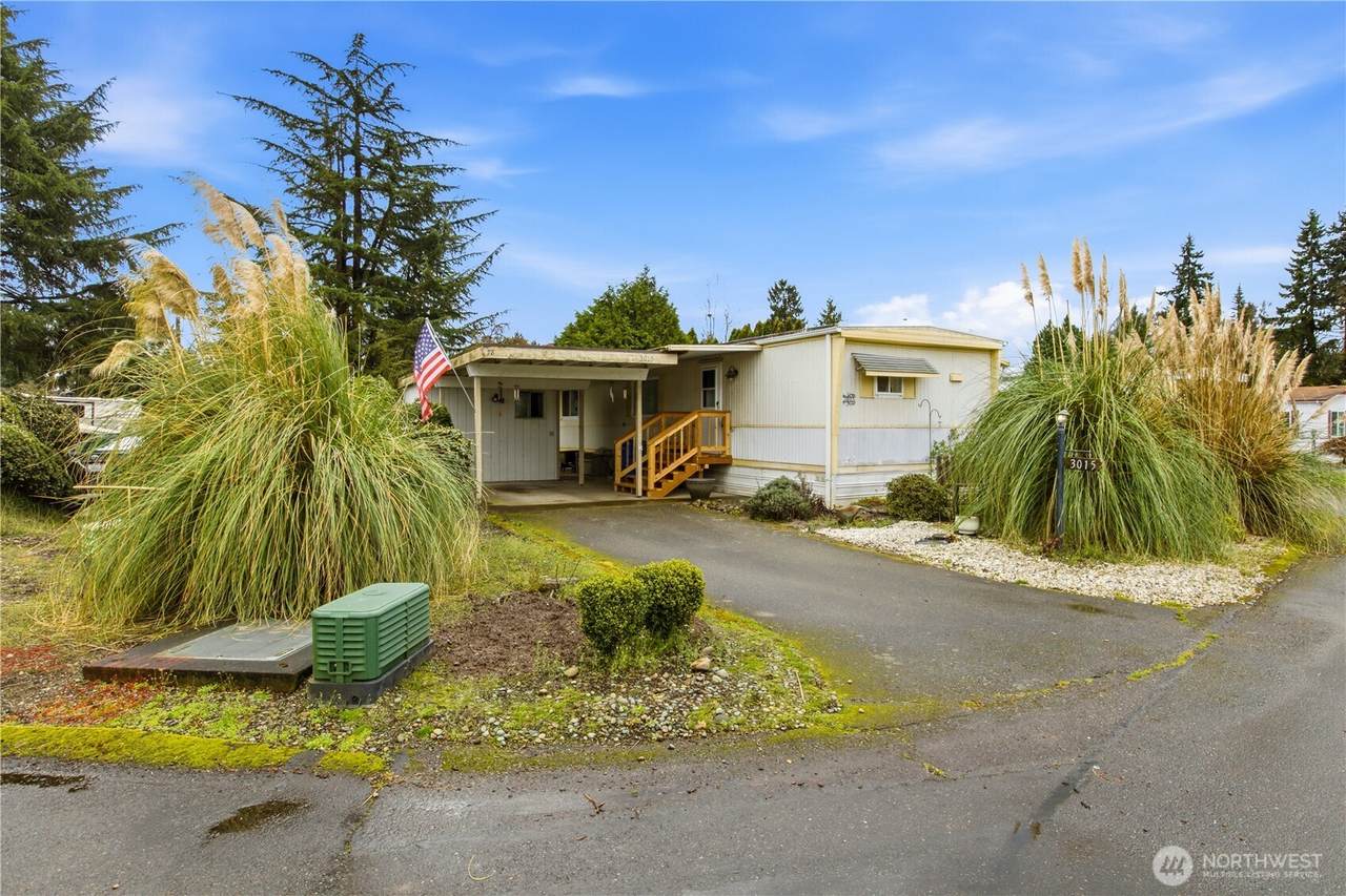 3015 35th Avenue Ct - Photo 1