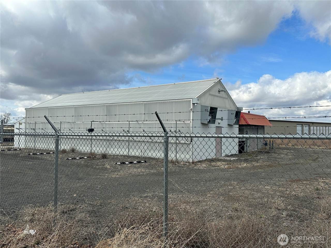 2719 Isaacs Avenue - Photo 1