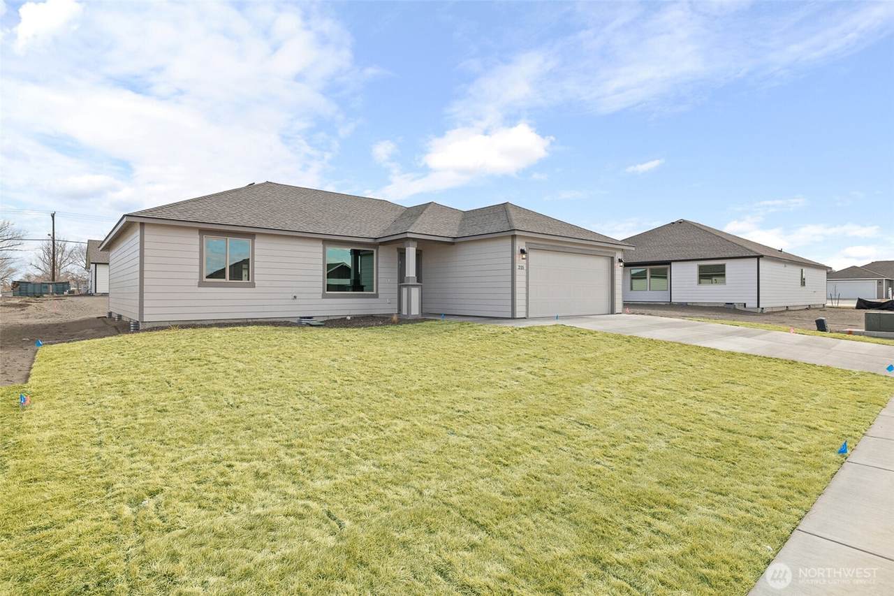 215 Lessor Loop - Photo 1