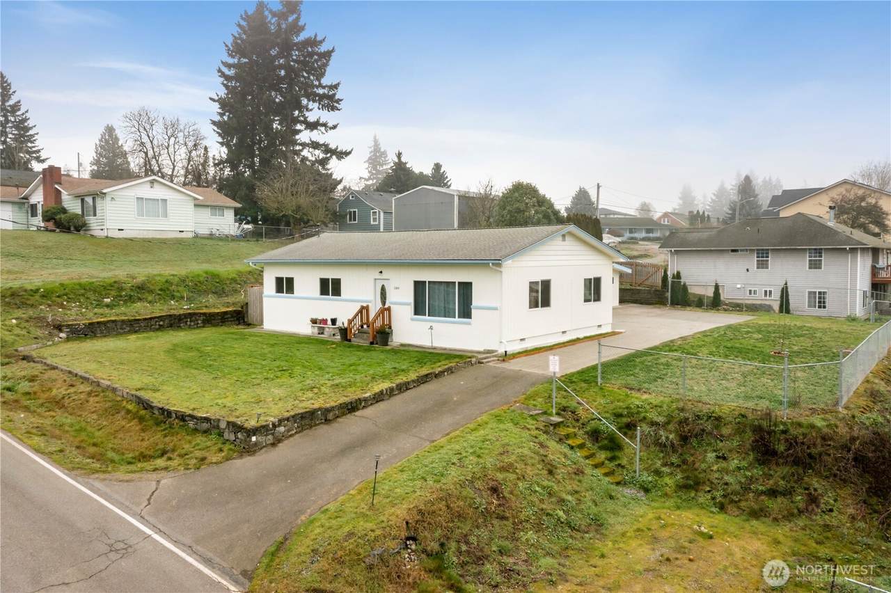 1509 Juniper Street - Photo 1