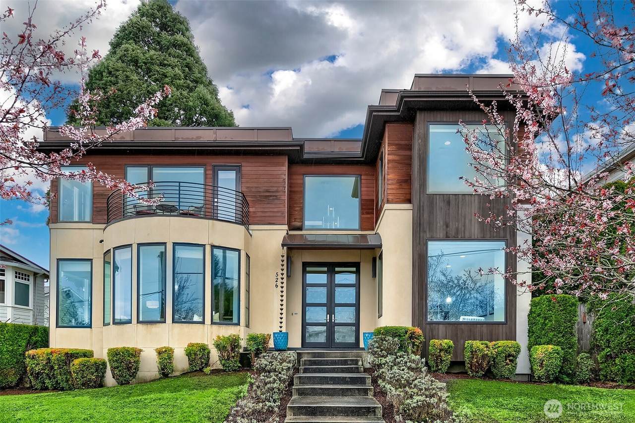 526 14th Avenue - Photo 1