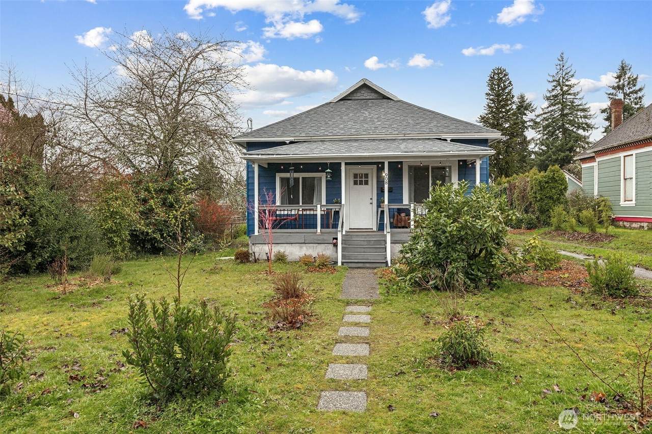 908 Tullis Street - Photo 1