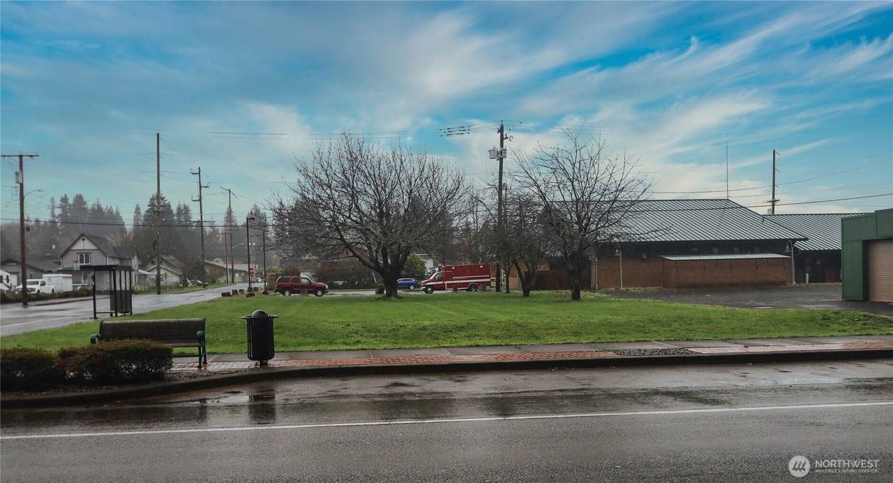 1312 1st Street - Photo 1