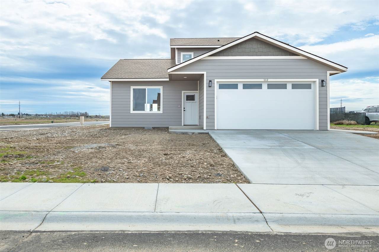 112 Sunwest Drive - Photo 1