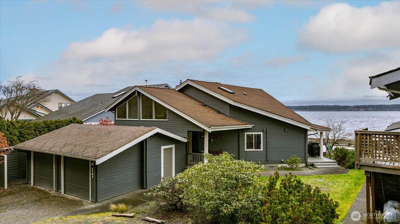 3751 Bells Lane - Photo 1