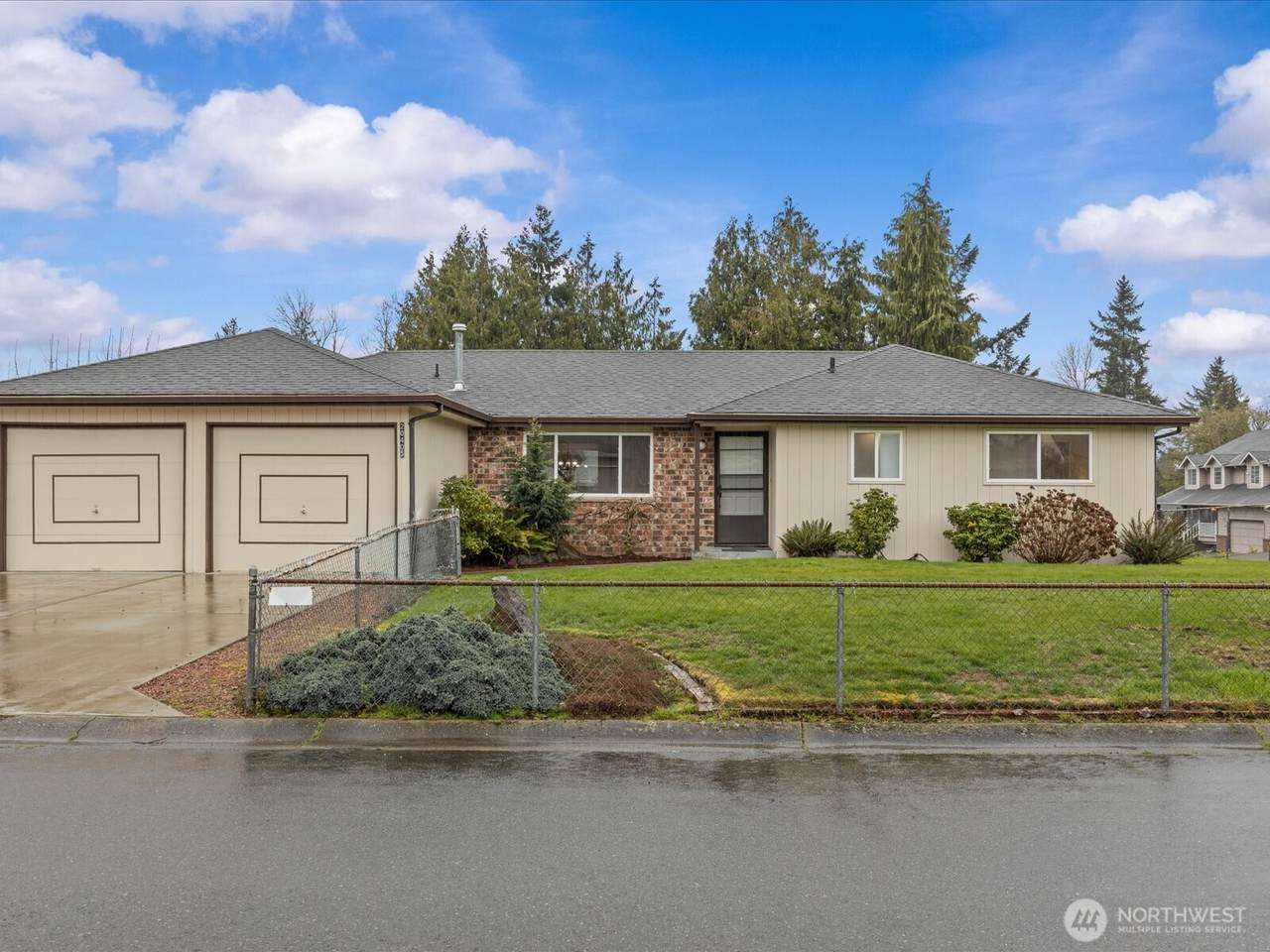 20405 119th Avenue - Photo 1