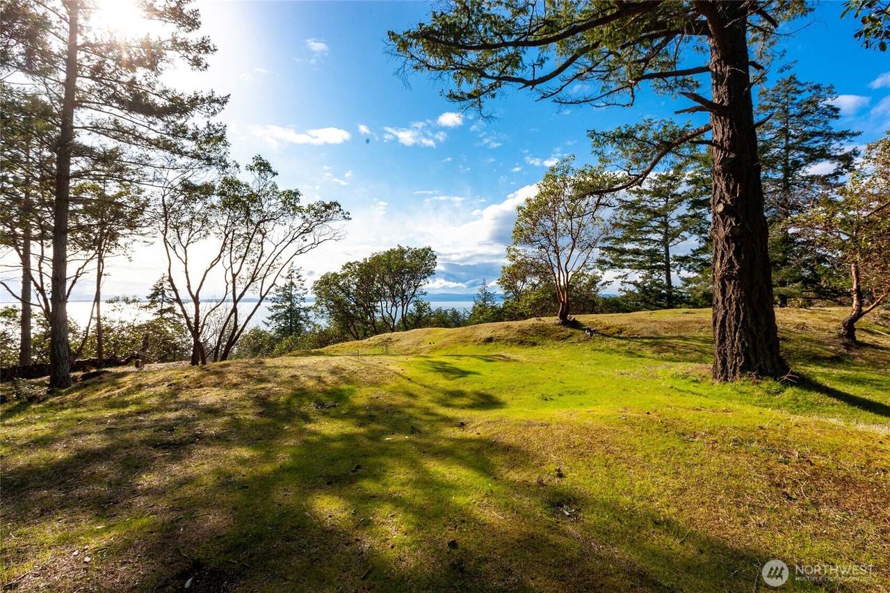 https://bt-photos.global.ssl.fastly.net/nwmls/1280_boomver_1_2495125-1.jpg