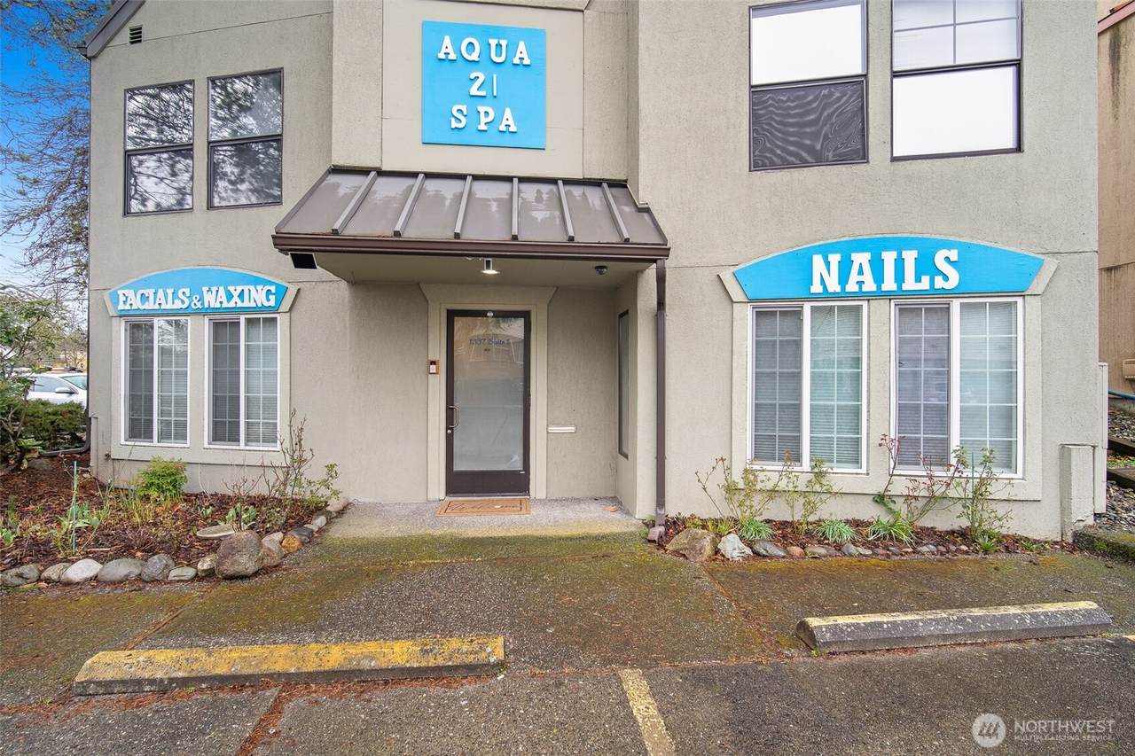 1337 Lincoln Street - Photo 1