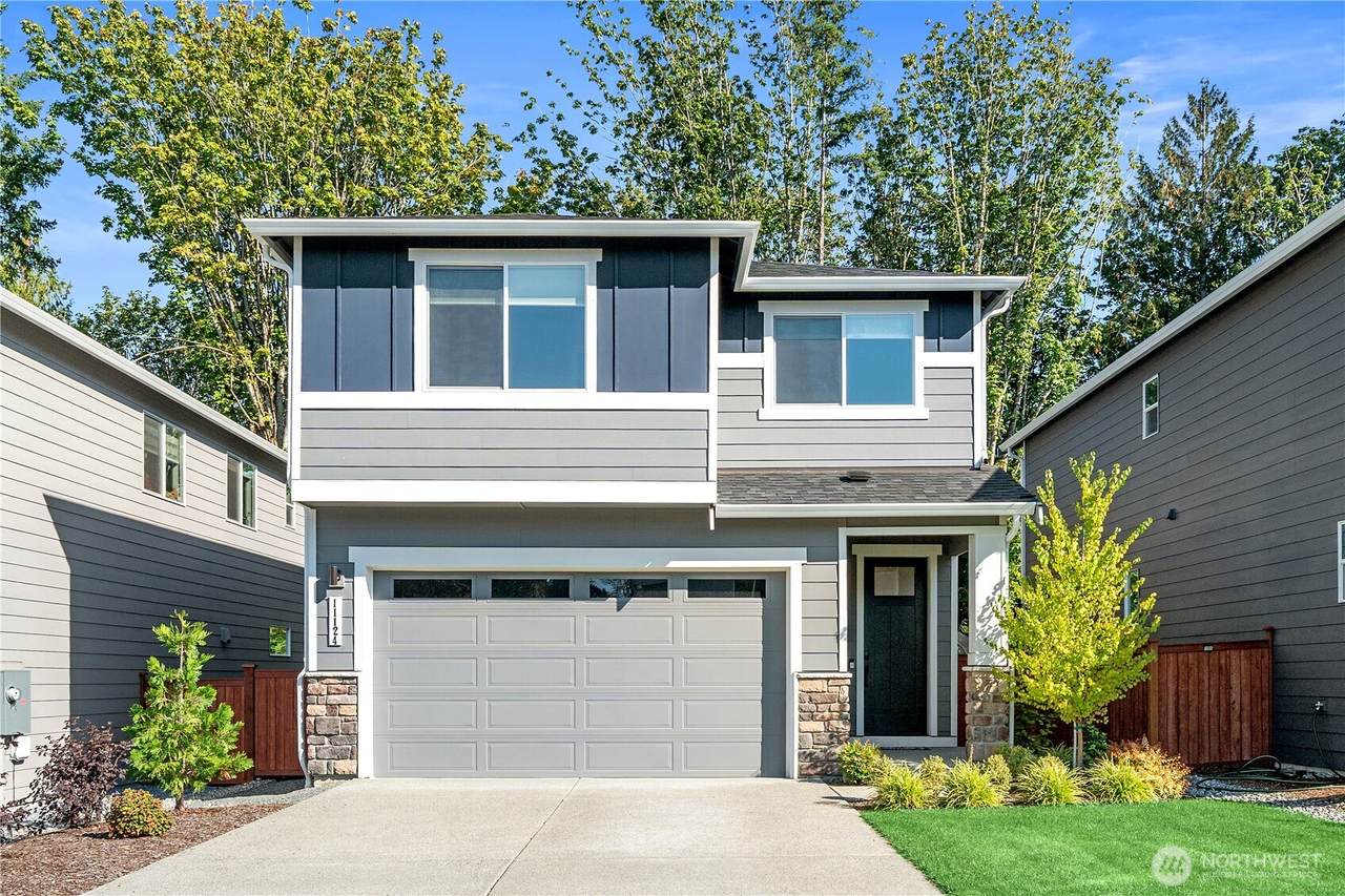 11124 43rd Avenue - Photo 1