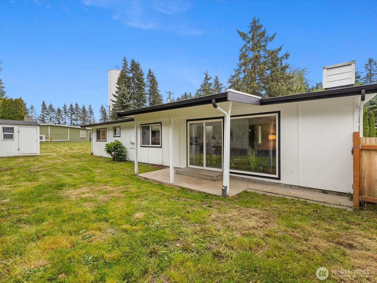4911 97th Street - Photo 1