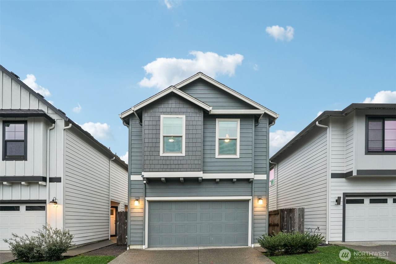 1121 Auburn Place - Photo 1