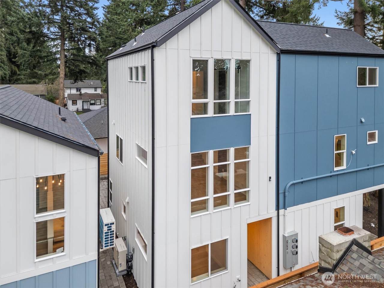 14308 Roslyn Place - Photo 1