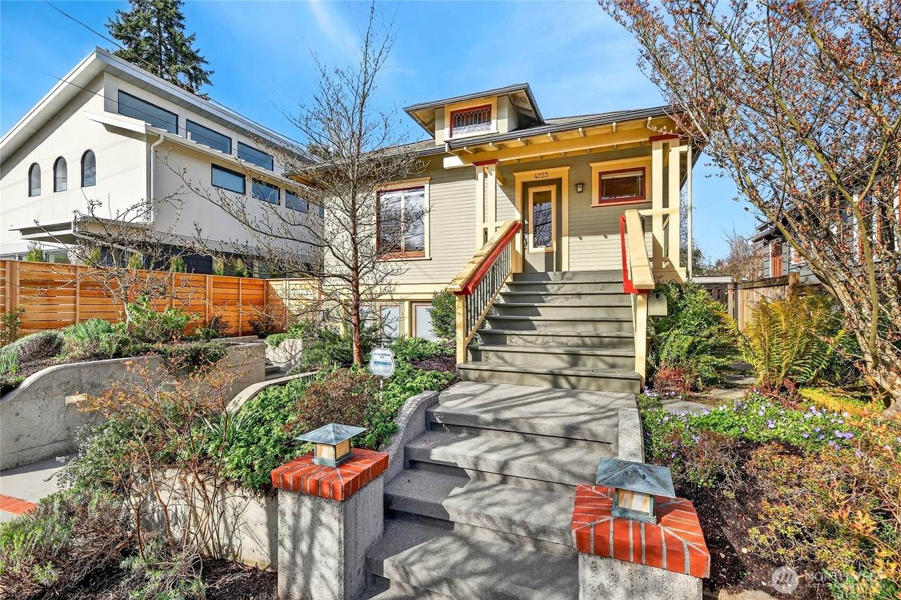 4223 Interlake Avenue - Photo 1