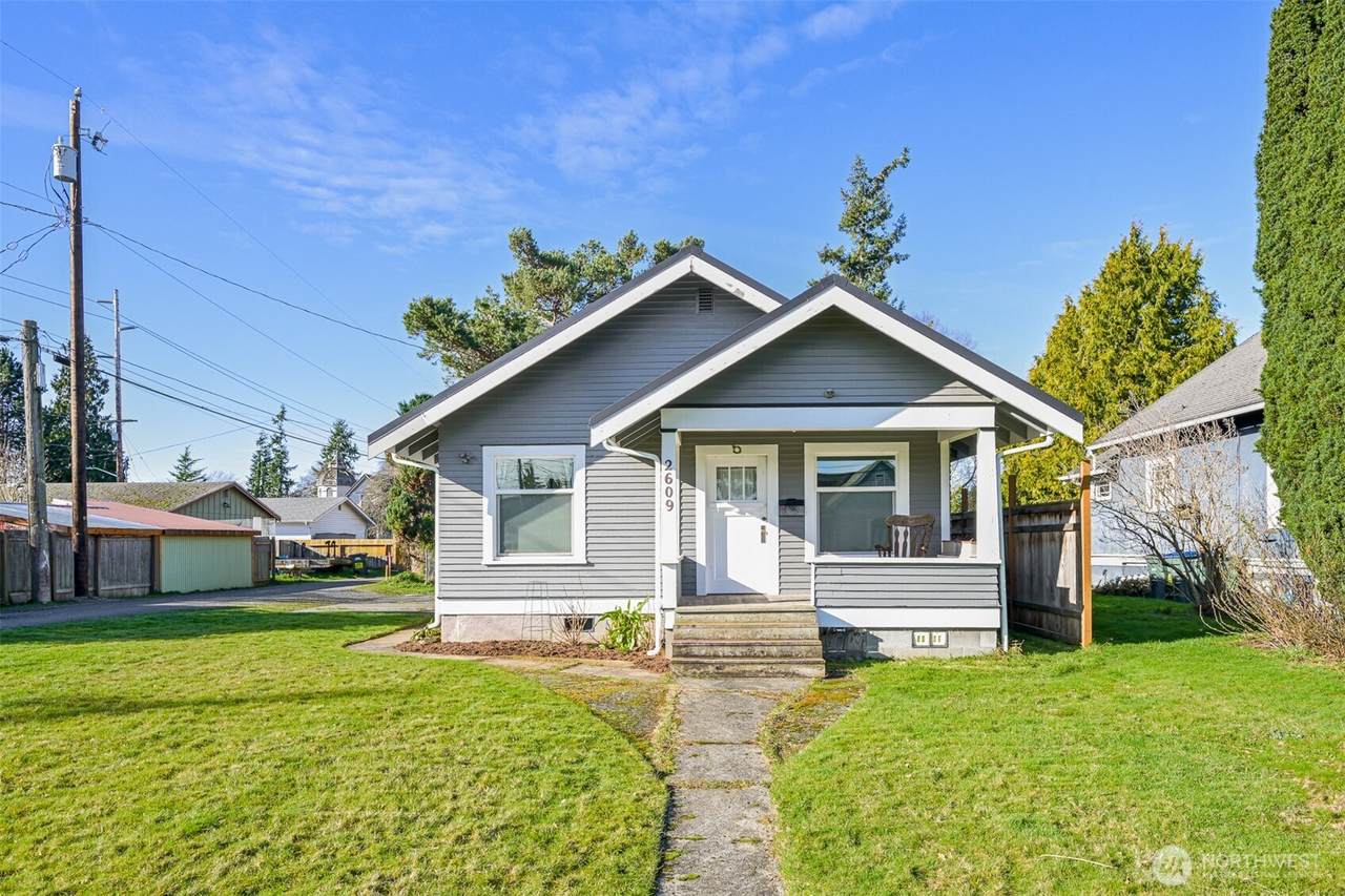 2609 Jaeger Street - Photo 1