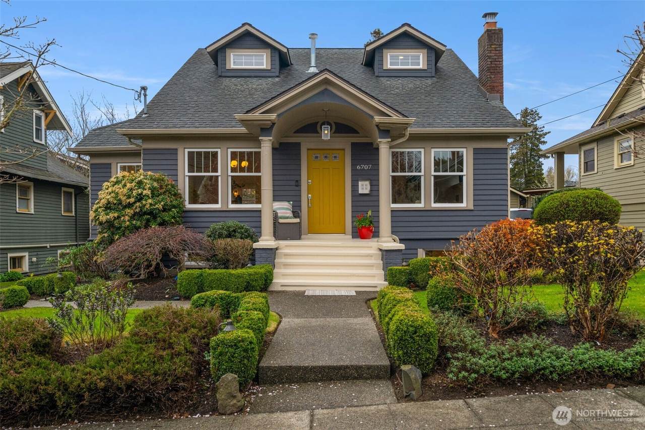 6707 6th Avenue - Photo 1