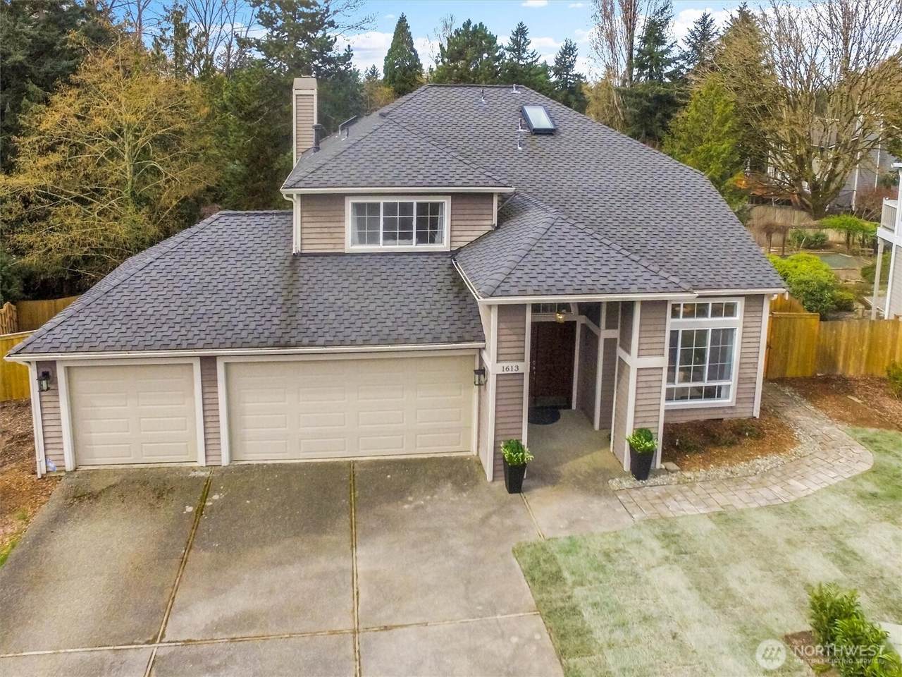 1613 Hoquiam Place - Photo 1
