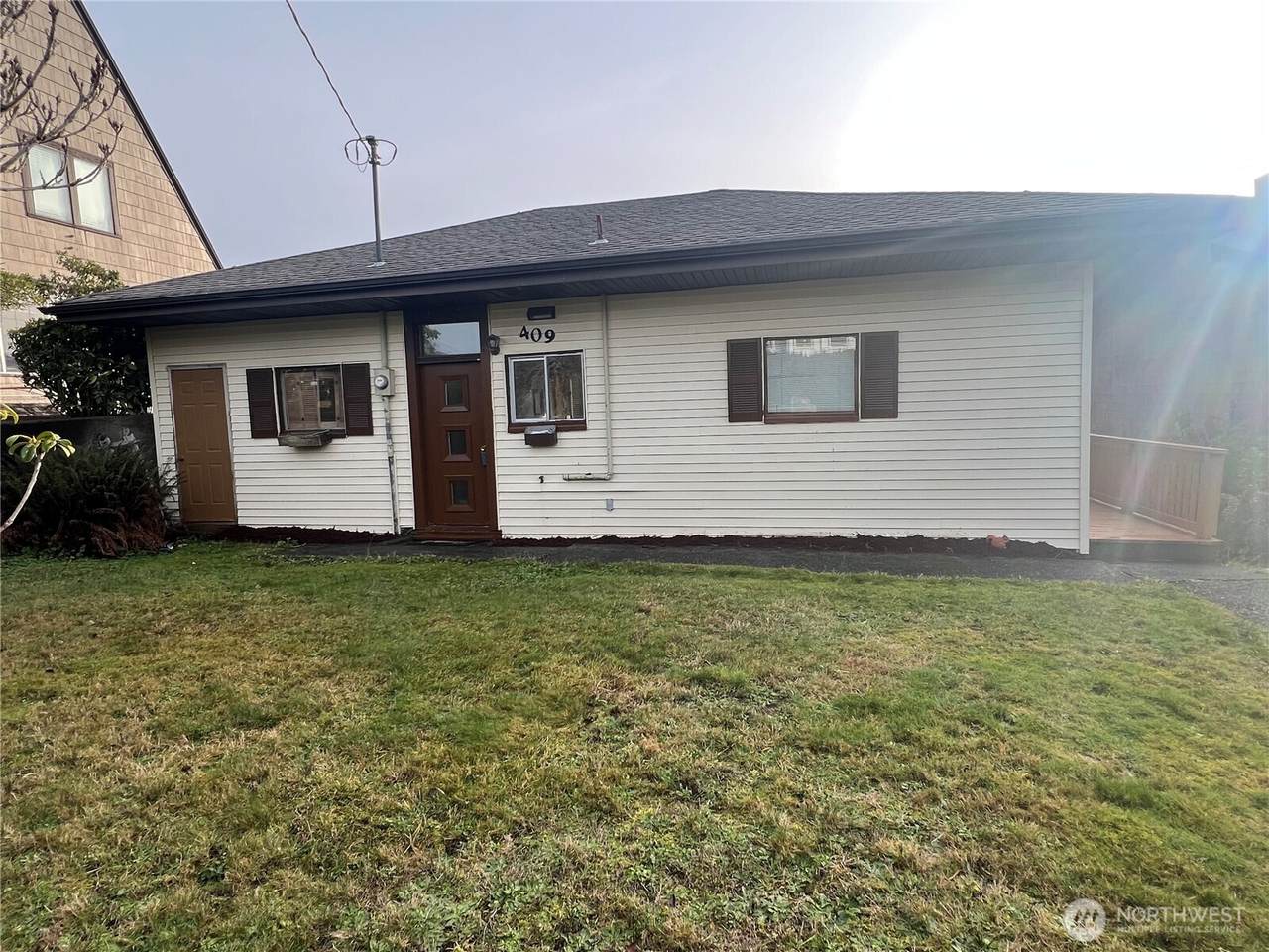 409 2nd Avenue - Photo 1