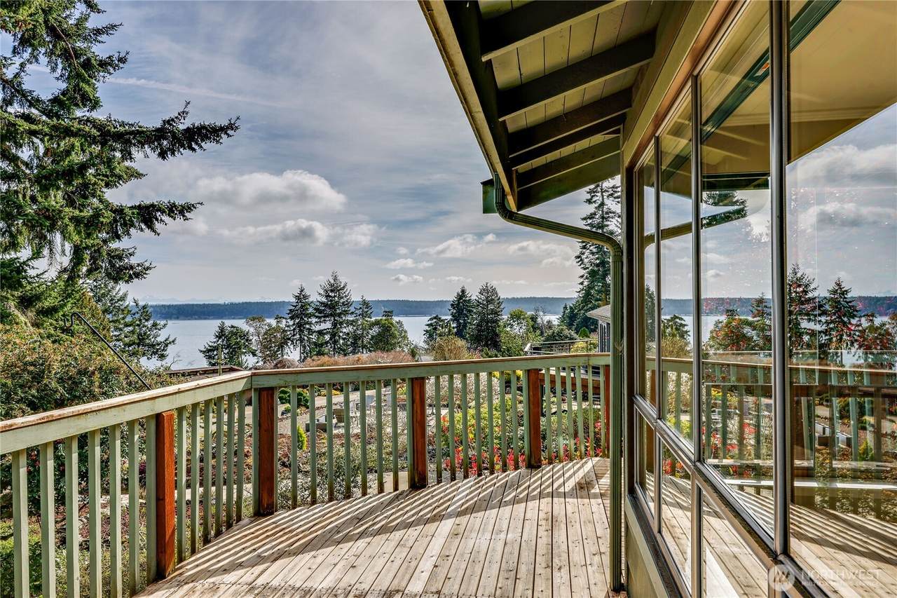351 Windship Drive - Photo 1