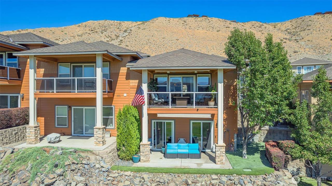 23318 Sunserra Loop - Photo 1