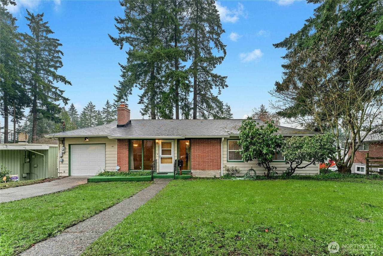 429 Harvard Avenue - Photo 1