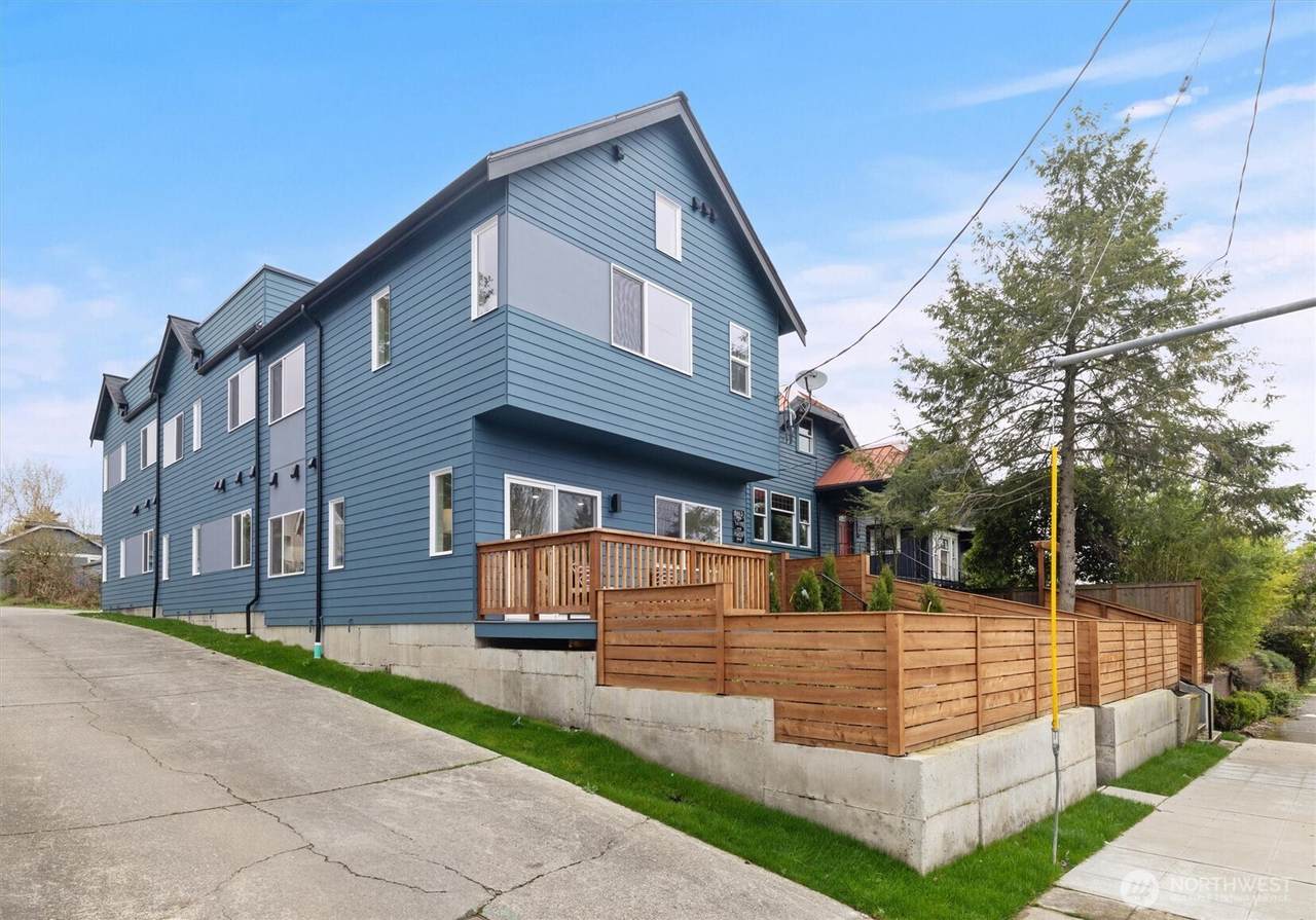 1409 Martin Luther King Jr Way - Photo 1