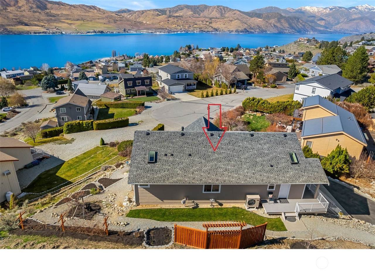 204 Stehekin Way - Photo 1