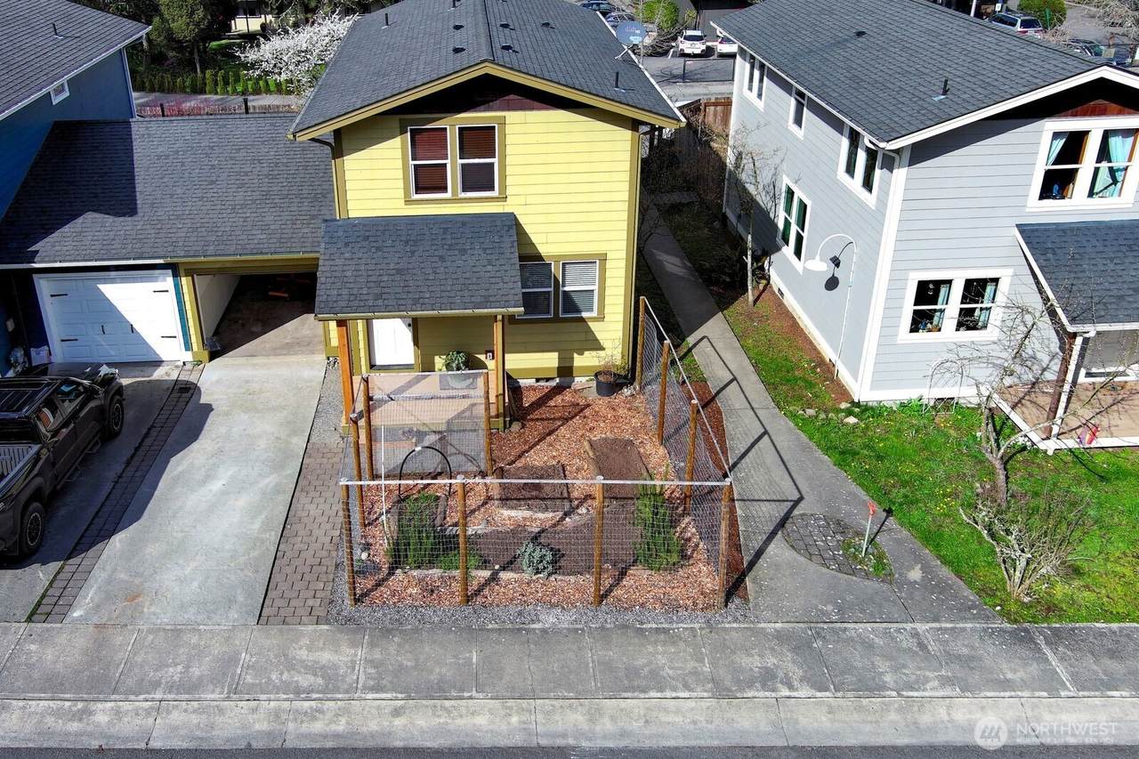 1014 Park Street - Photo 1