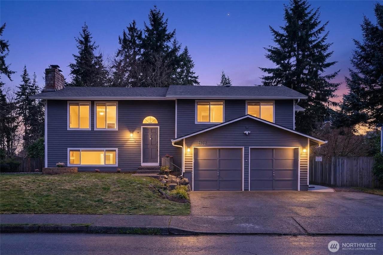 2622 168th Street - Photo 1