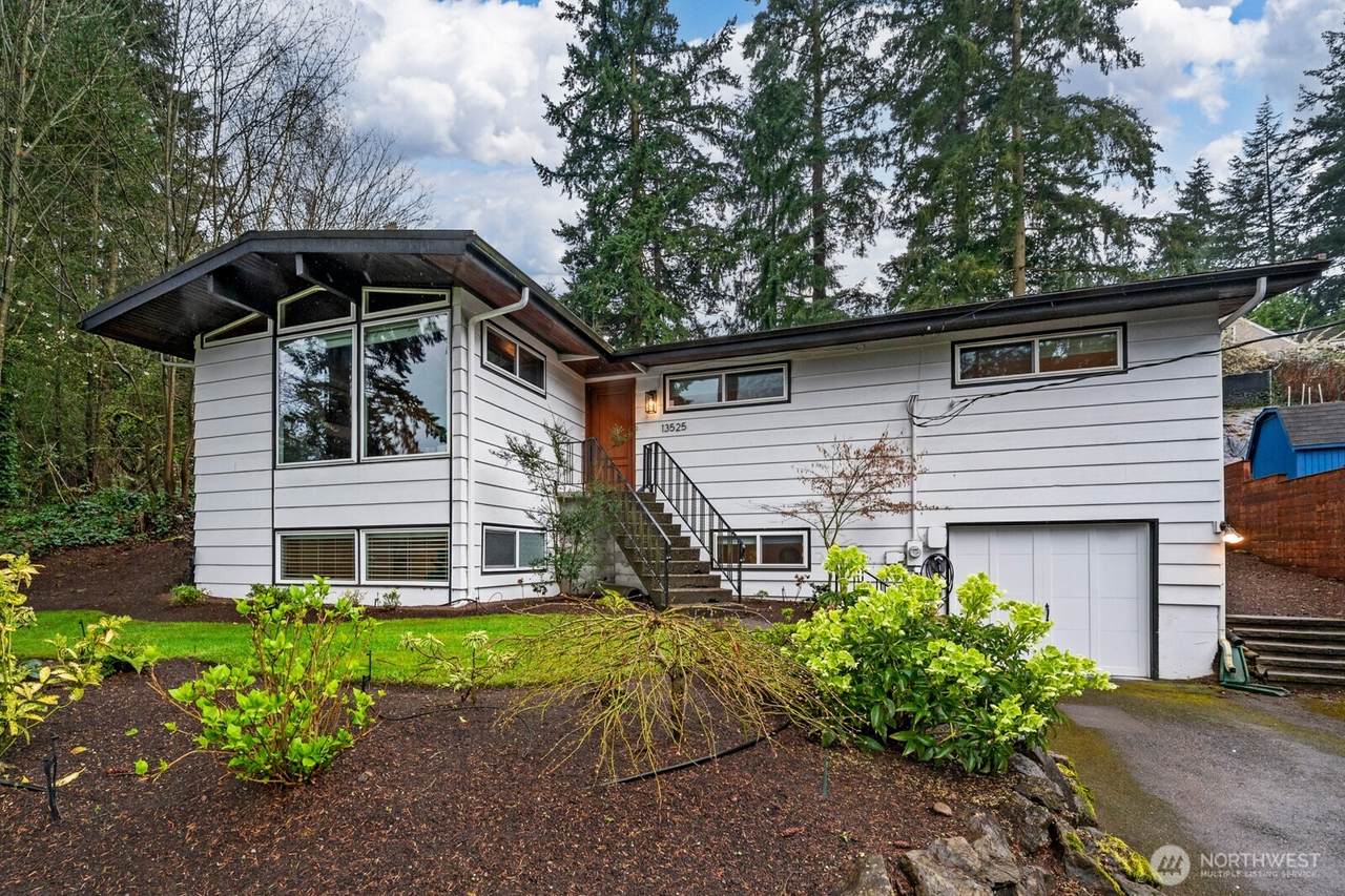 13525 4th Avenue - Photo 1
