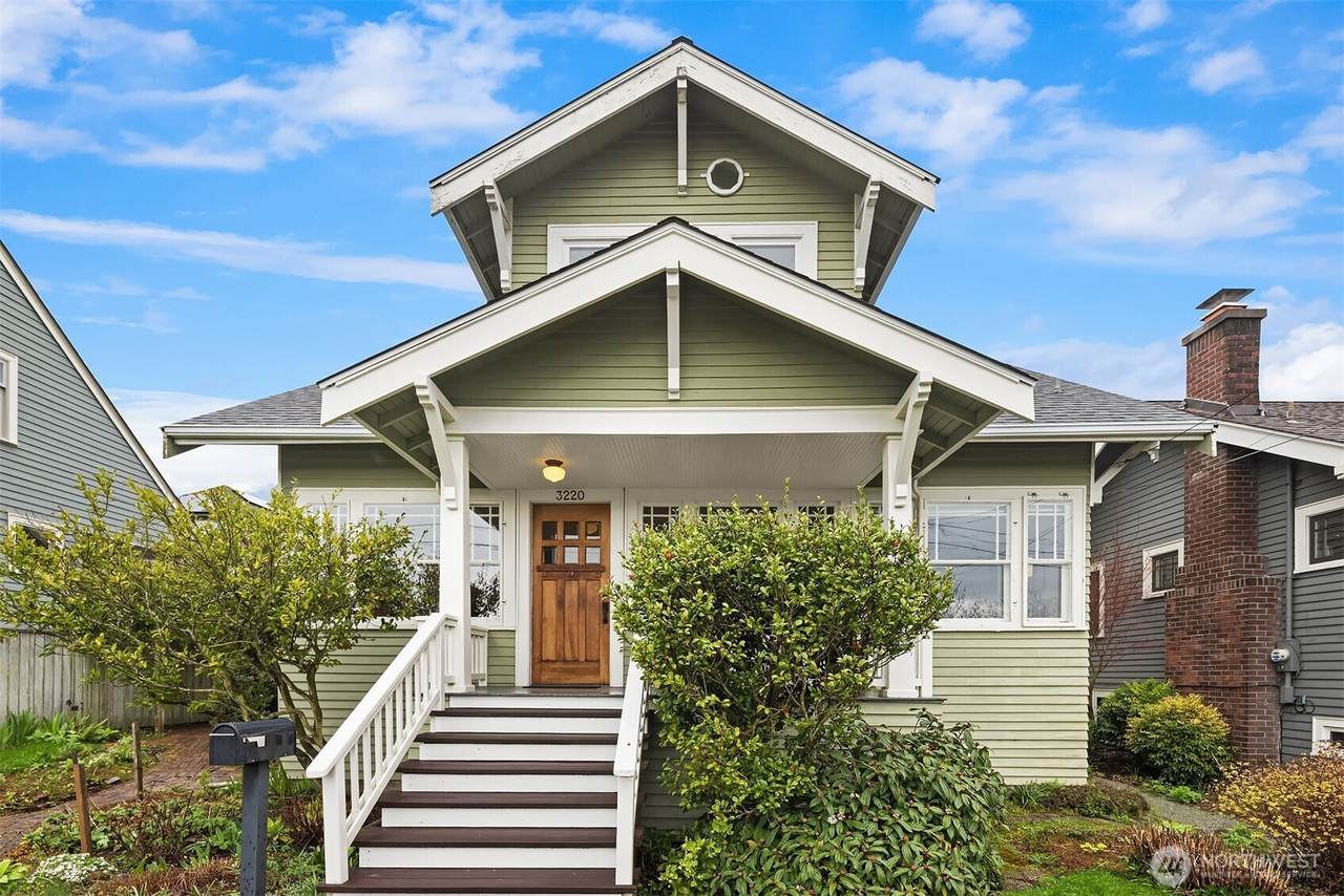 3220 69th Street - Photo 1