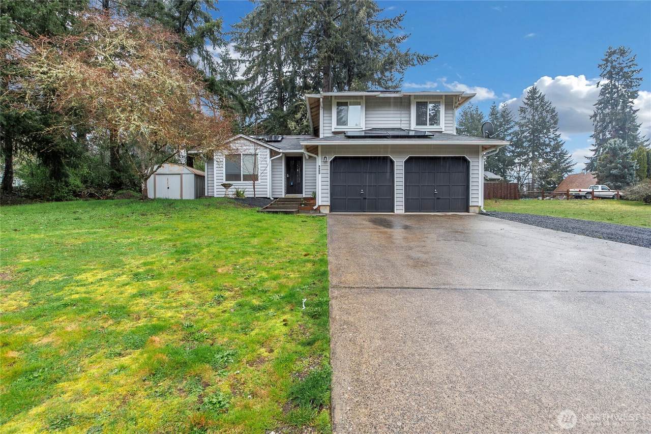 8600 Oxford Avenue - Photo 1