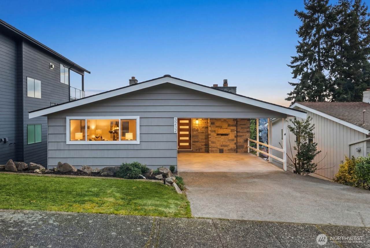 3232 26th Avenue - Photo 1